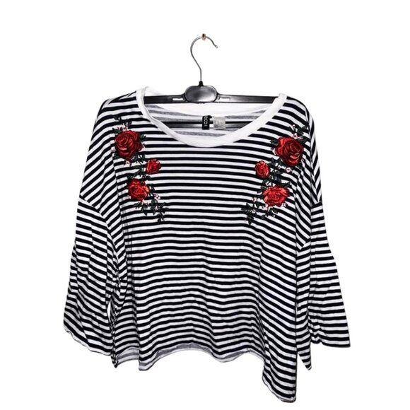H&M Divided Striped Boat Neck Crop Top with Rose Embroidery – Size XL - Picture 2 of 2